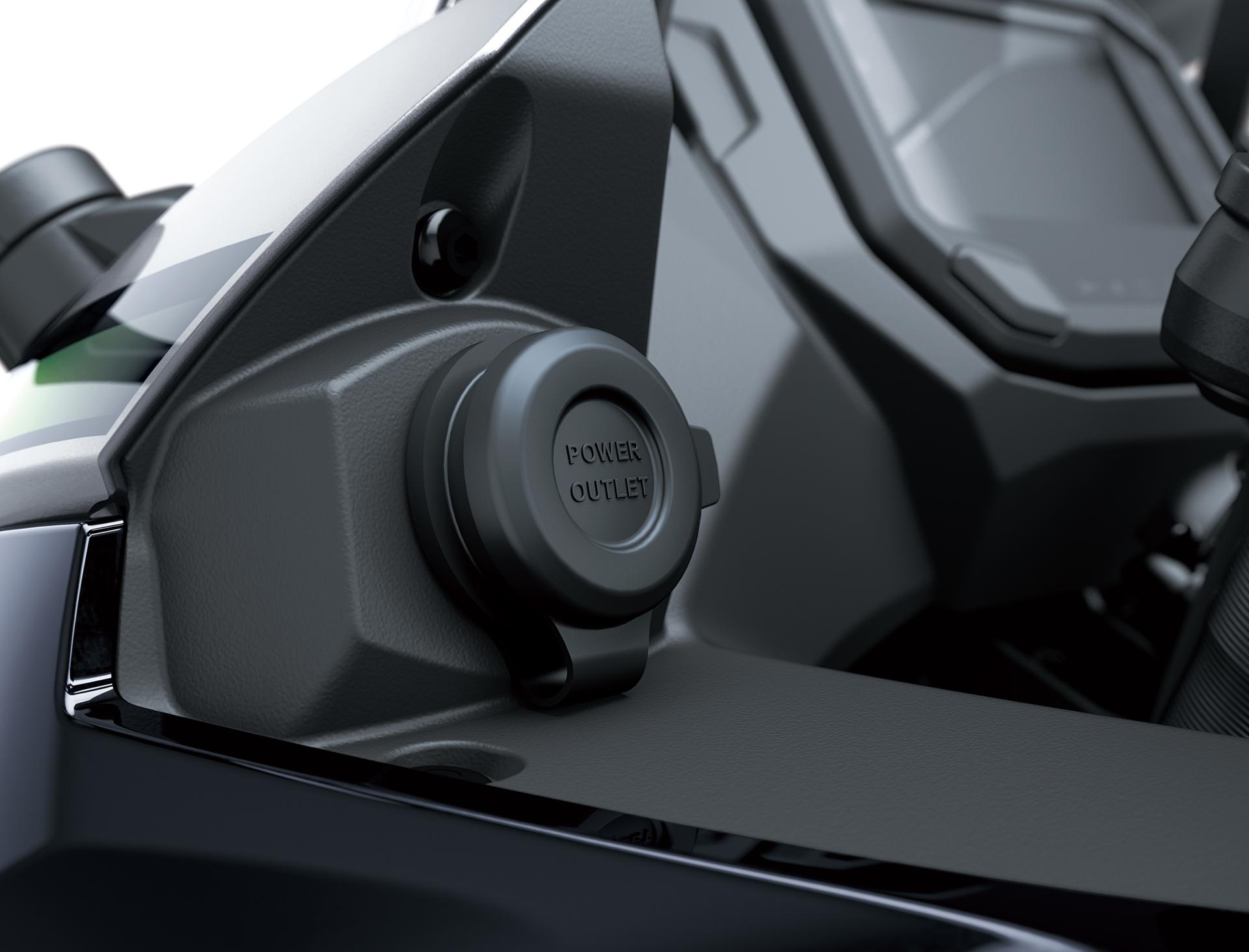 12V DC zásuvka (Ninja 1000SX)