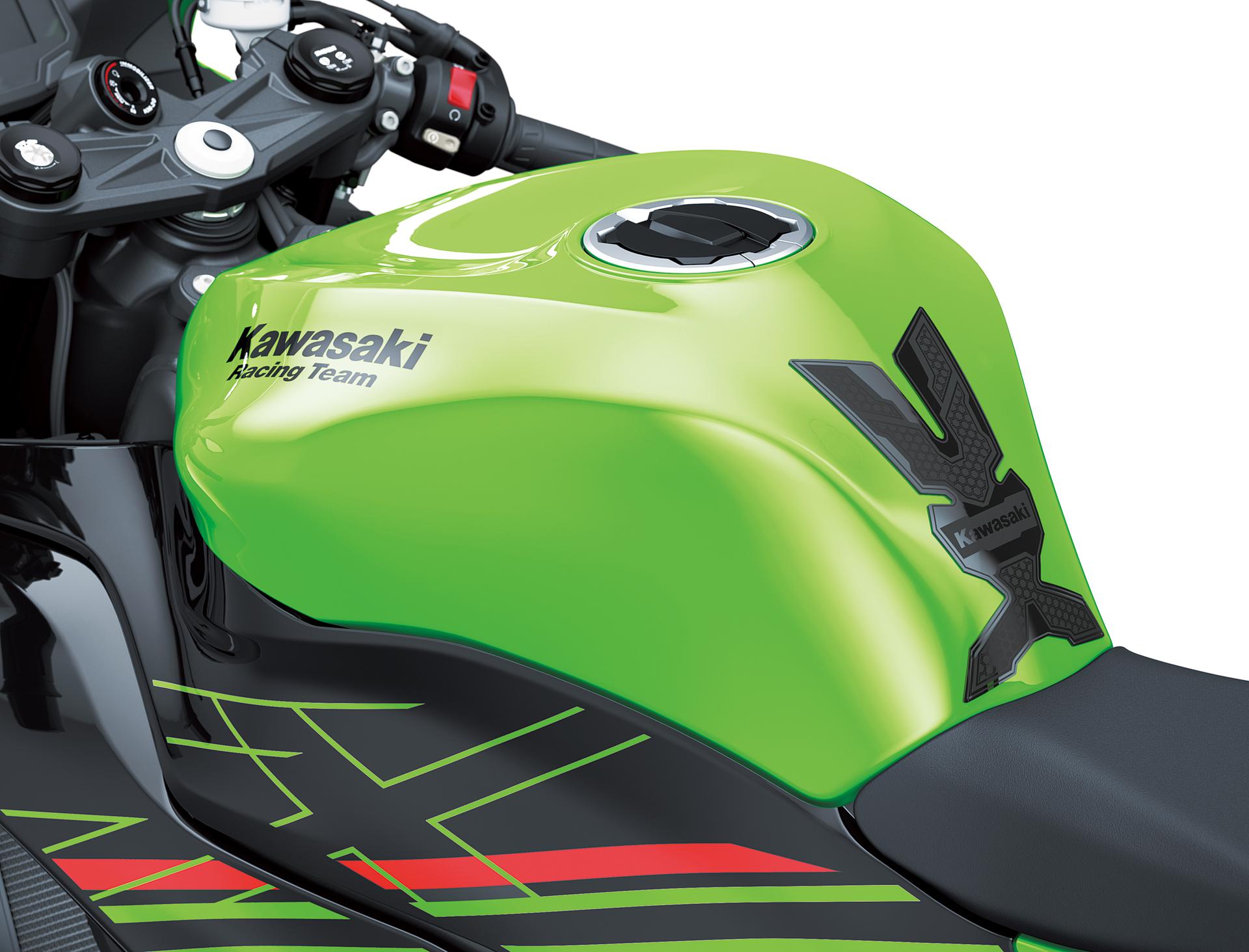 Tank pad (chránič nádrže)