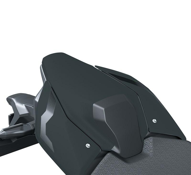 Kryt sedla spolujezdce, Metallic Carbon Gray (51A)