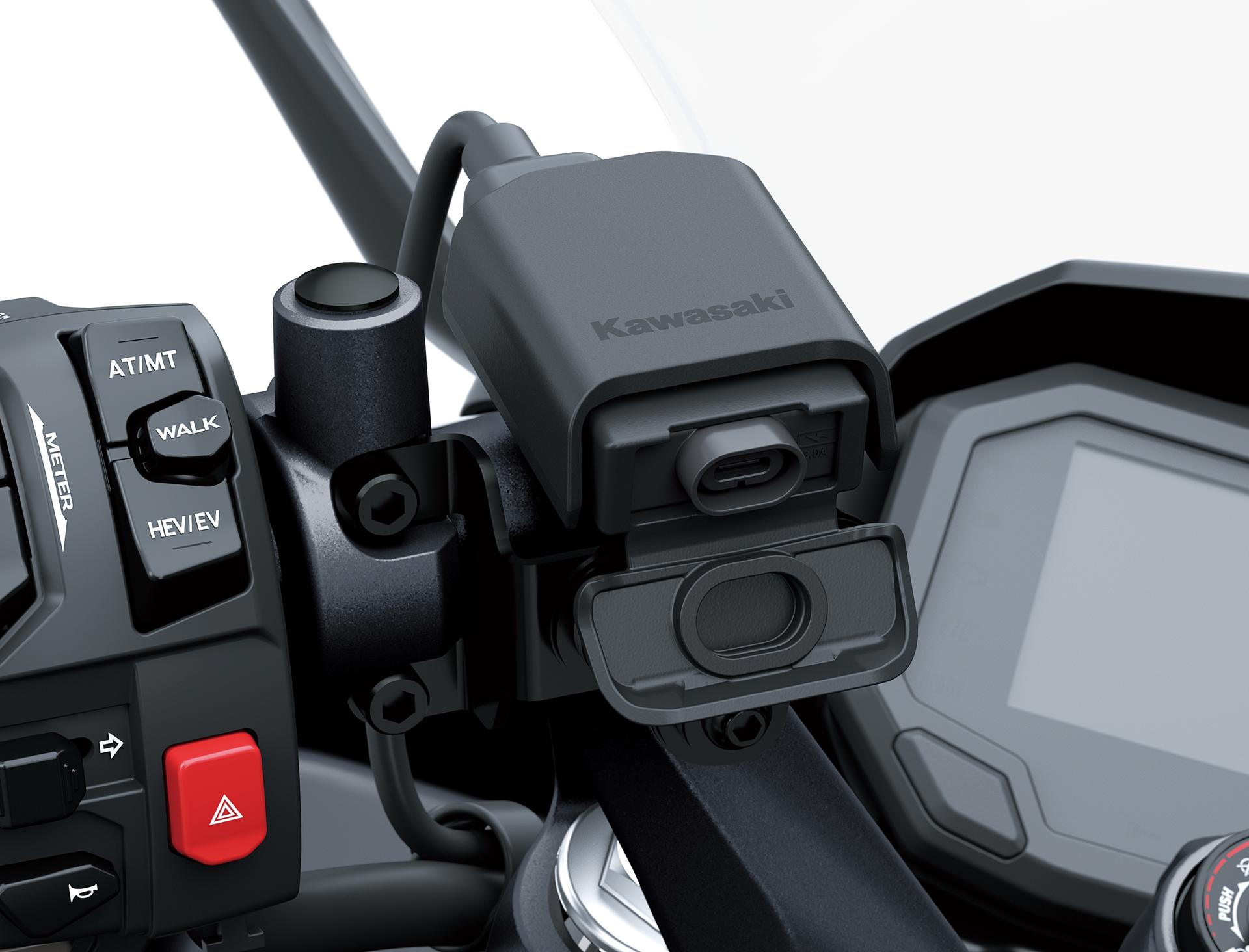 USB-C zásuvka (Z 7 Hybrid)