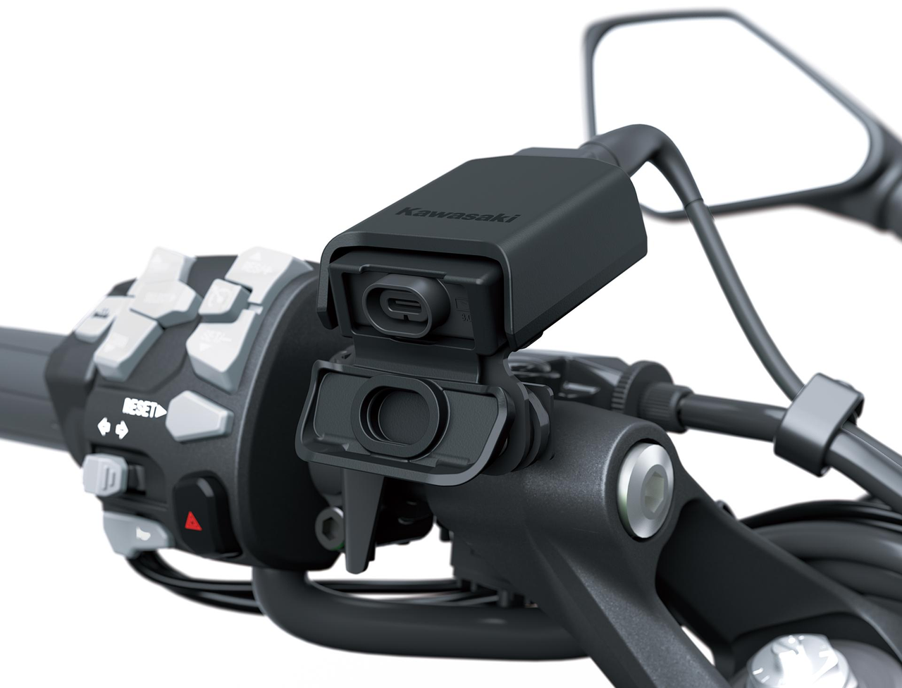 USB-C zásuvka na řídítkách